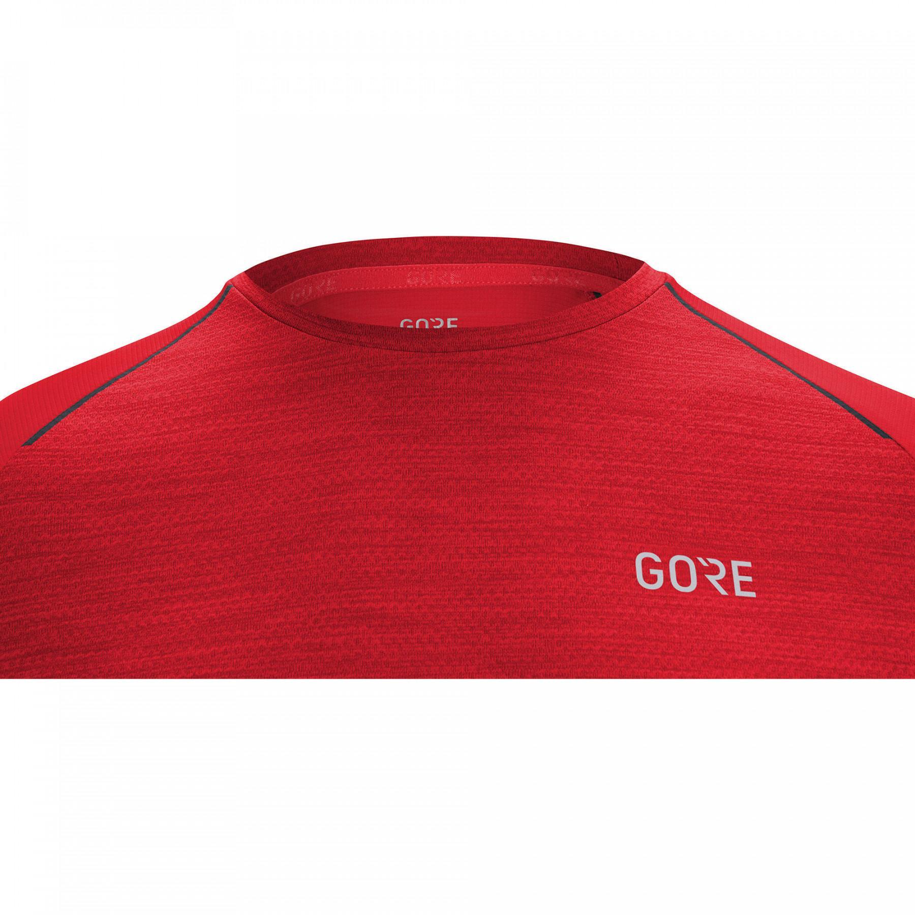Camiseta Gore R5