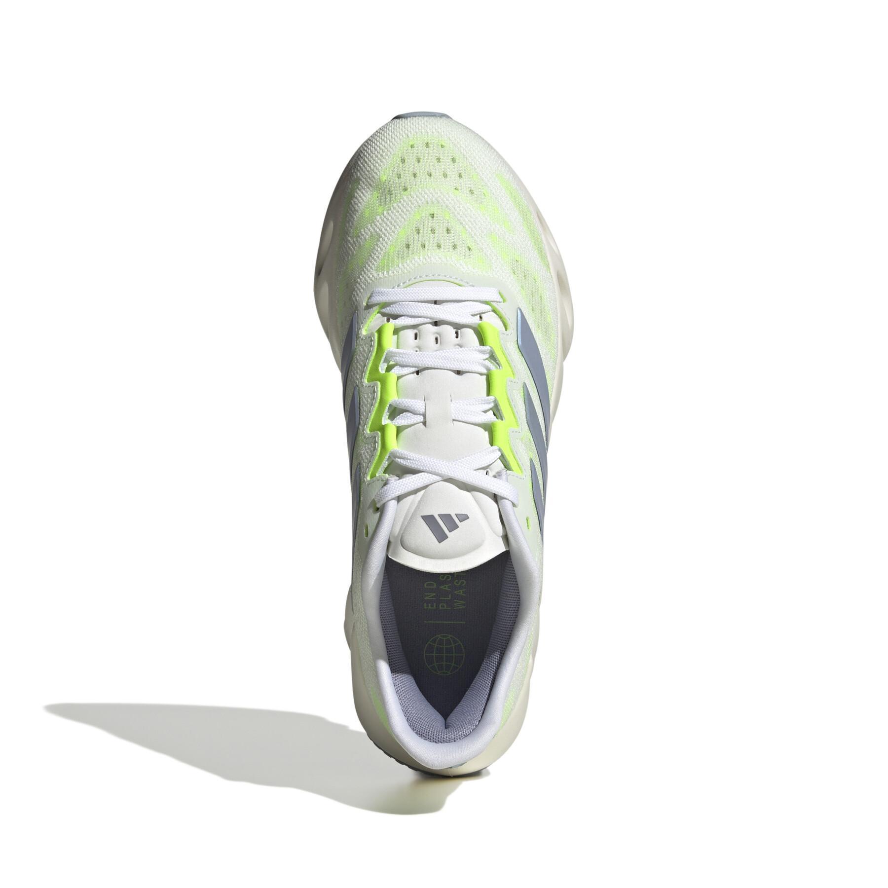 Zapatillas de running para mujer adidas Shift FWD