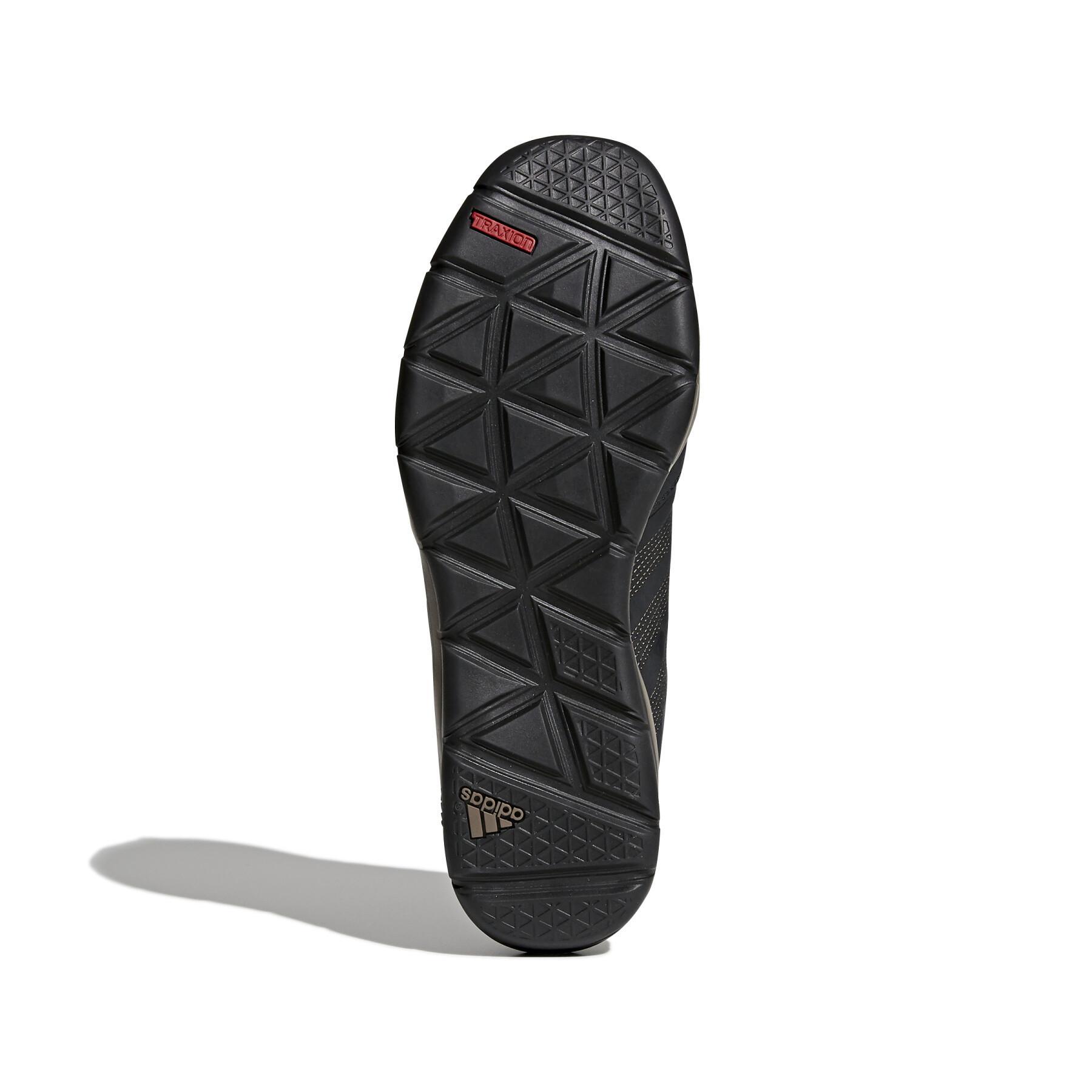 Zapatillas de senderismo adidas Anzit DLX