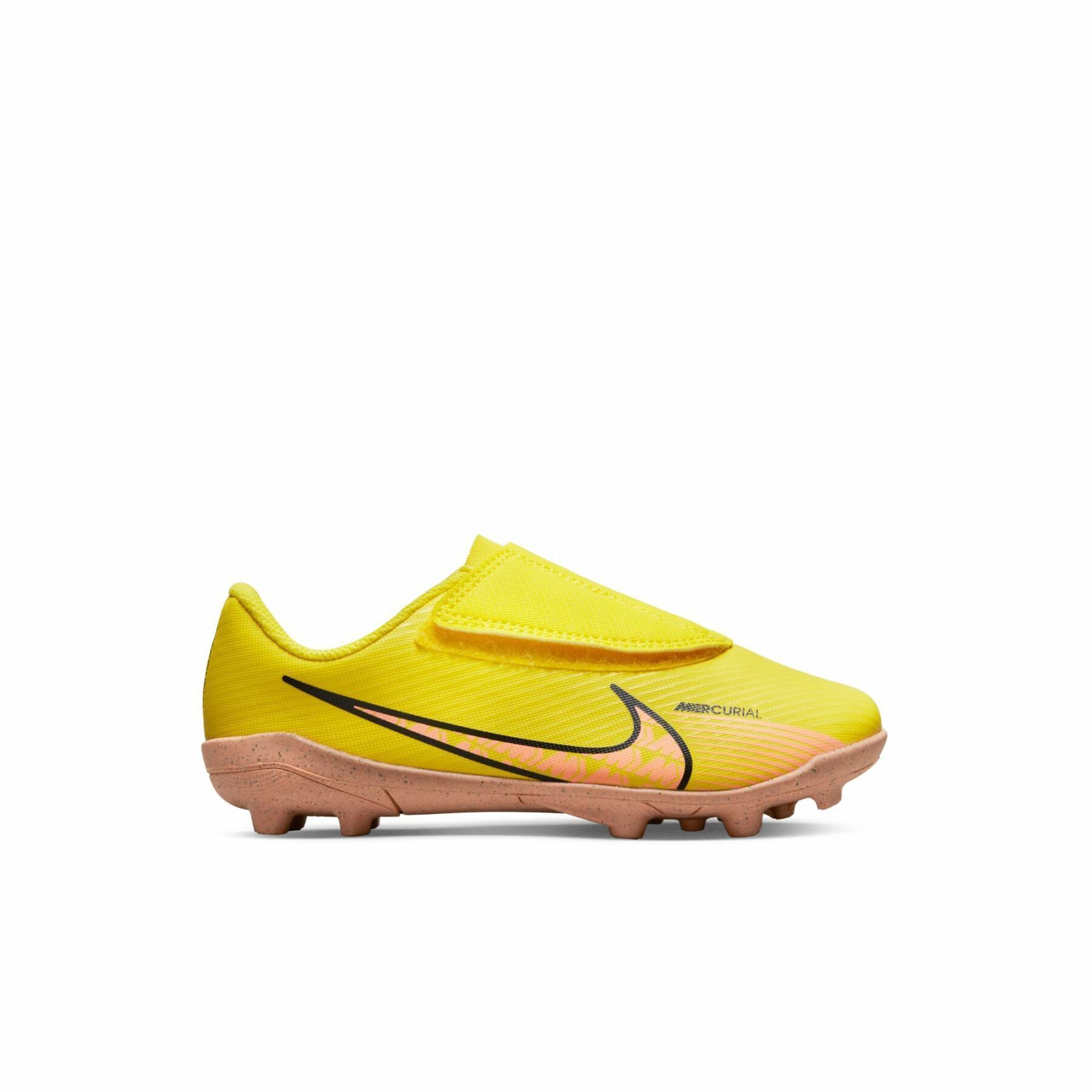 Lujoso puñetazo Aspirar Zapatillas de fútbol para niños Nike Mercurial Vapor 15 Club MG - Lucent  Pack - Nike - Botas de fútbol - Fútbol
