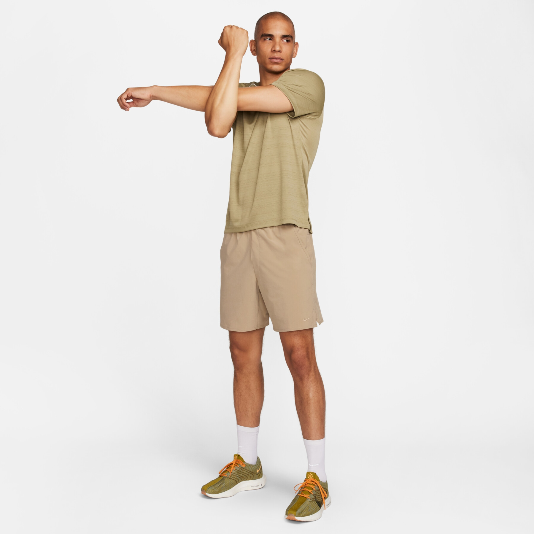 Pantalones cortos sin forro Nike Dri-FIT Unlimited Woven UL 7"