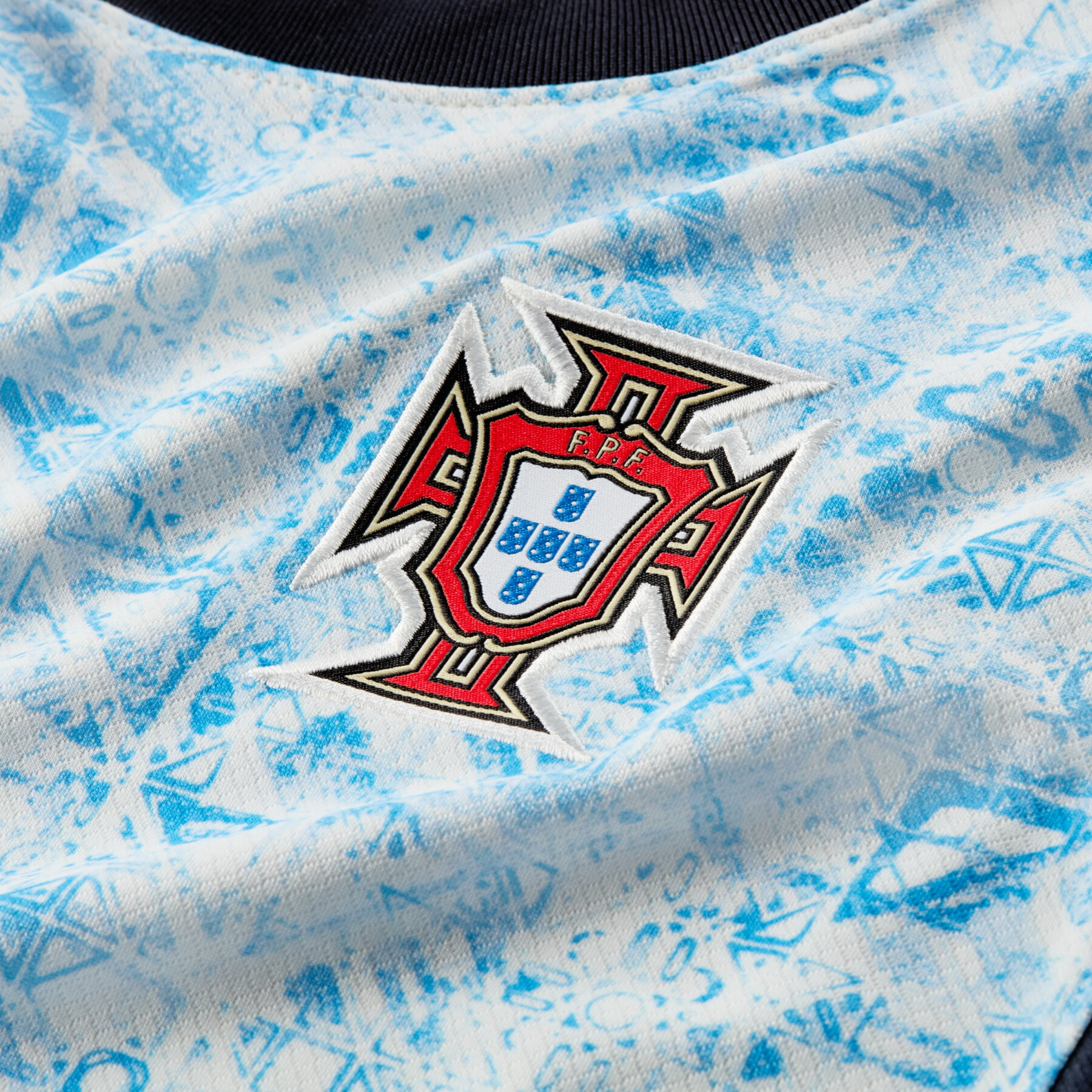 Camiseta segunda equipación infantil Portugal Euro 2024