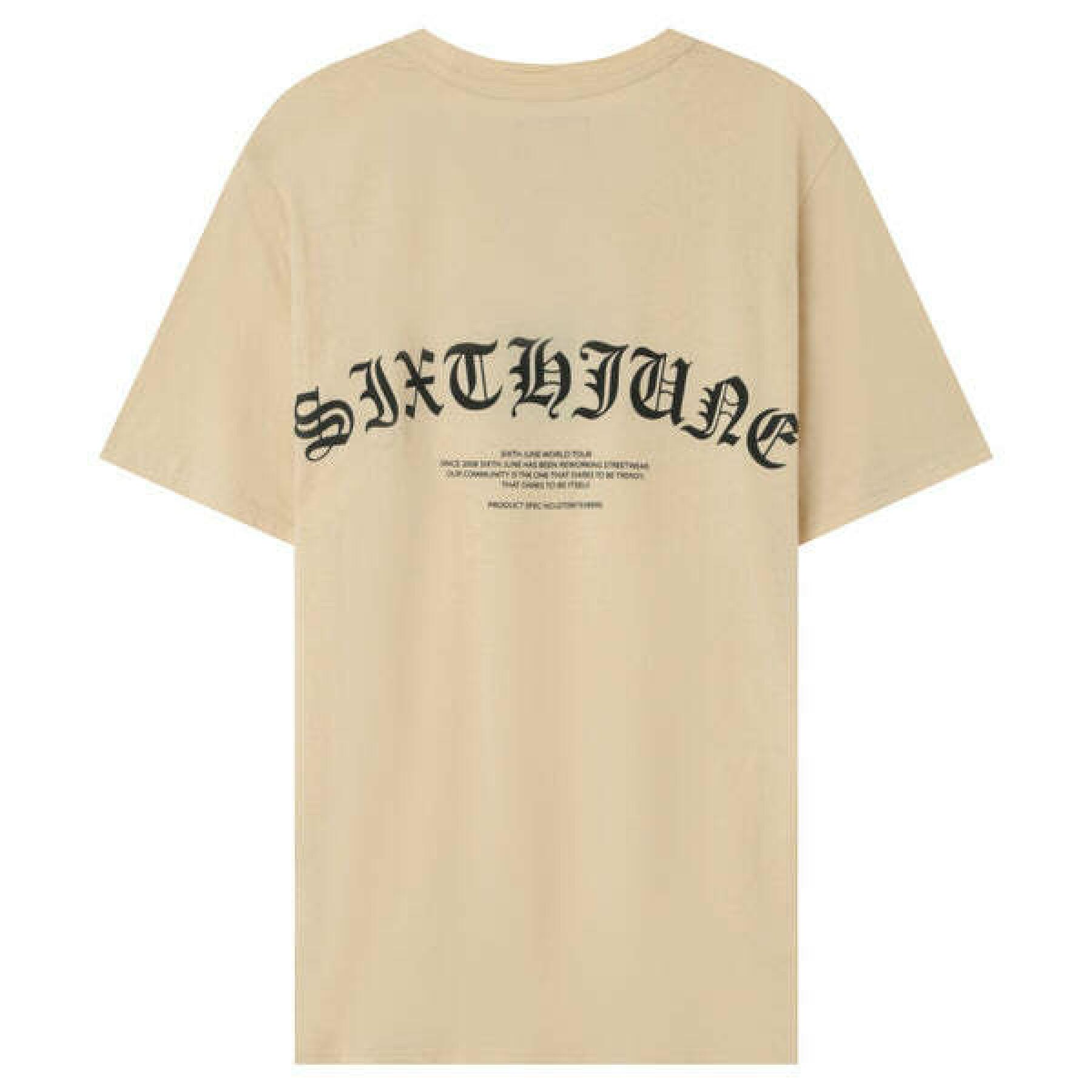 Camiseta Sixth June Gothic Letters